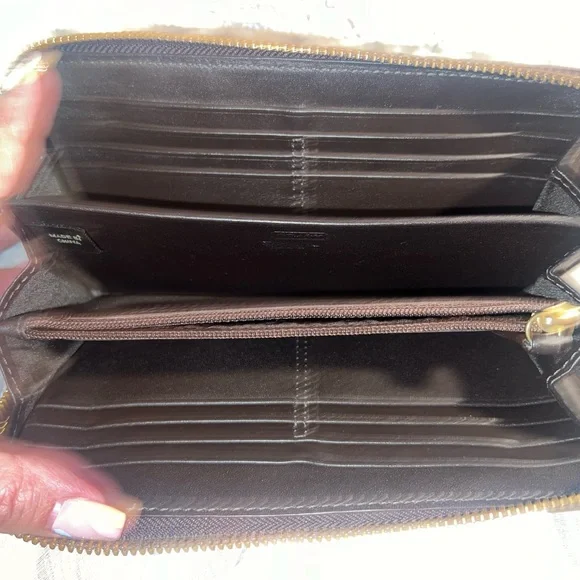 NWT Coach mono zippy wallet - Picture 2 of 6